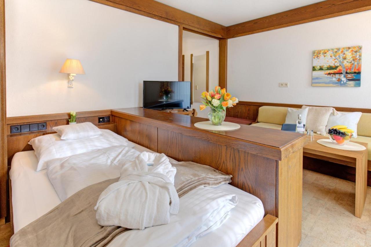 Hotel Restaurant Falken Baiersbronn Dış mekan fotoğraf
