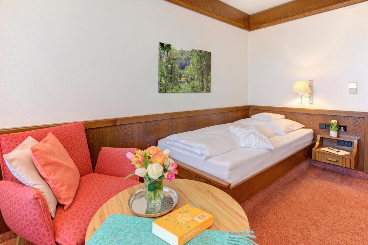 Hotel Restaurant Falken Baiersbronn Dış mekan fotoğraf