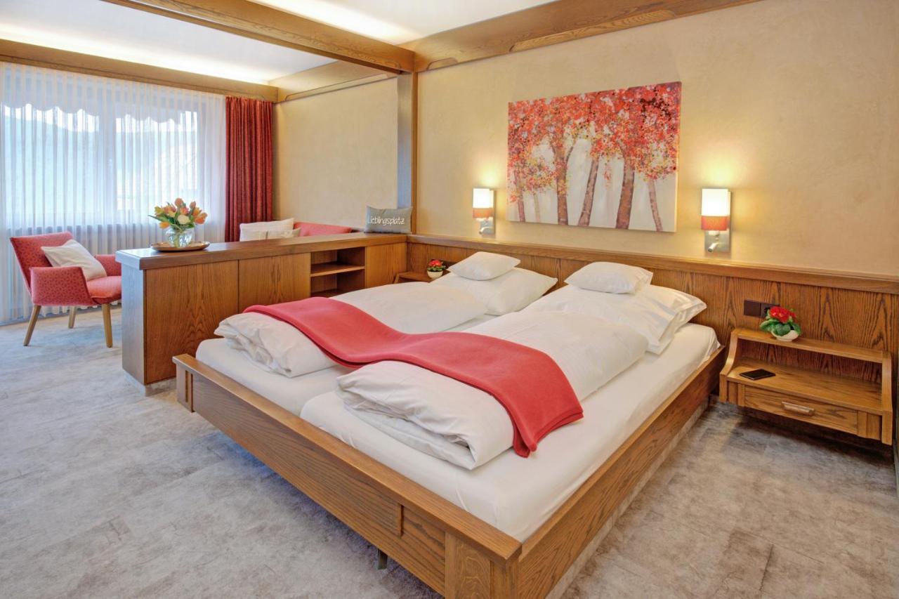Hotel Restaurant Falken Baiersbronn Dış mekan fotoğraf