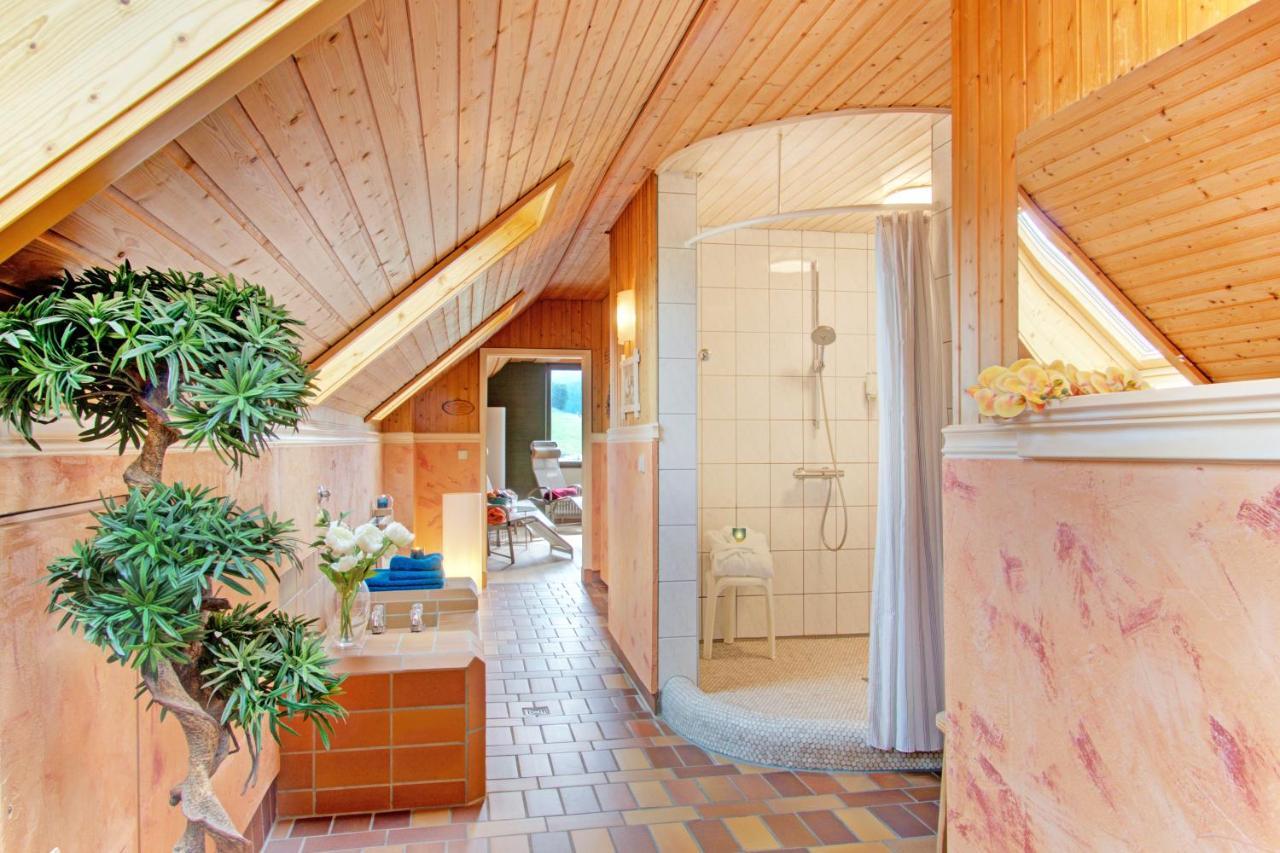 Hotel Restaurant Falken Baiersbronn Dış mekan fotoğraf