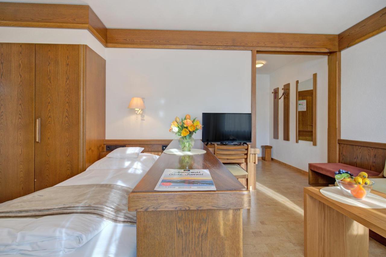 Hotel Restaurant Falken Baiersbronn Dış mekan fotoğraf