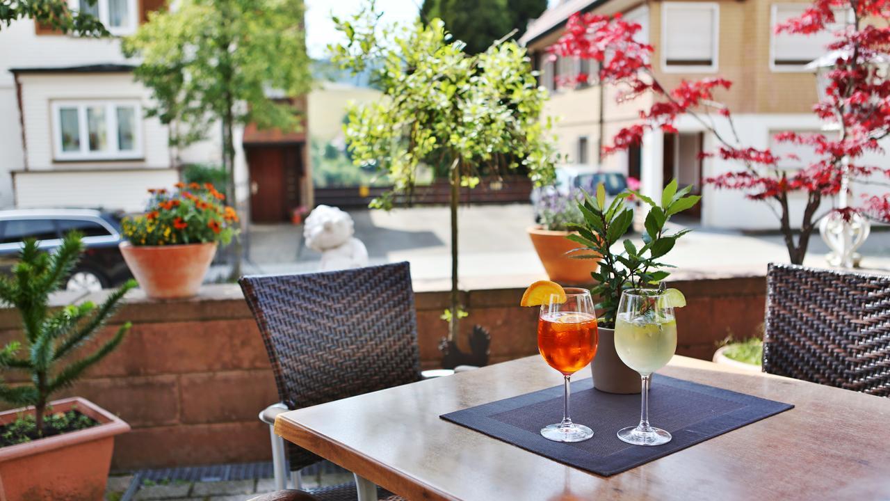 Hotel Restaurant Falken Baiersbronn Dış mekan fotoğraf