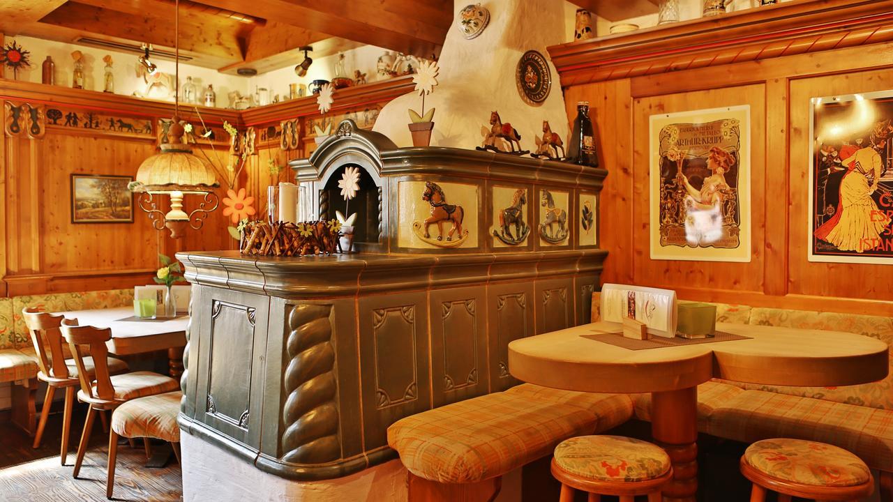 Hotel Restaurant Falken Baiersbronn Dış mekan fotoğraf